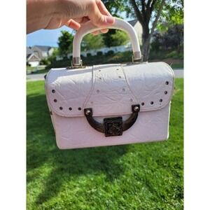 Vintage White Box Turn Latch Purse Hang Bag Victorian clutch boho western 70s